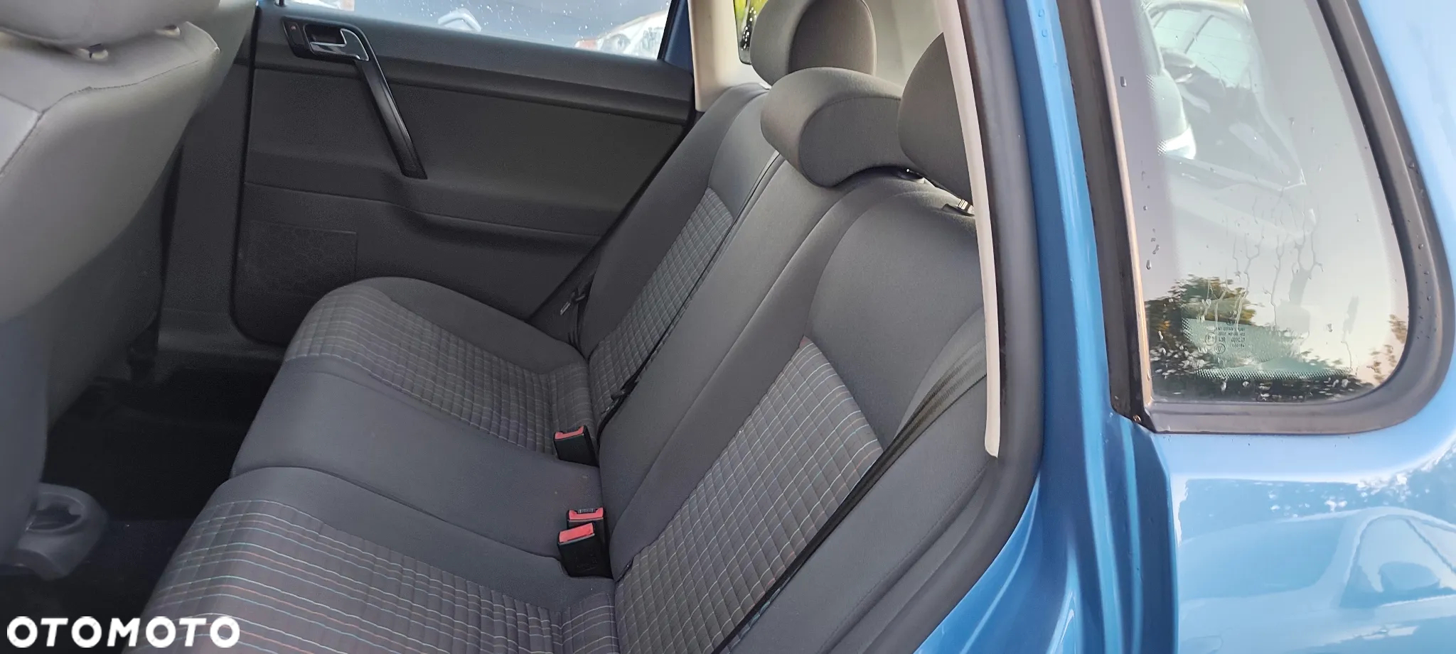 Volkswagen Polo 1.4 16V Trendline - 13