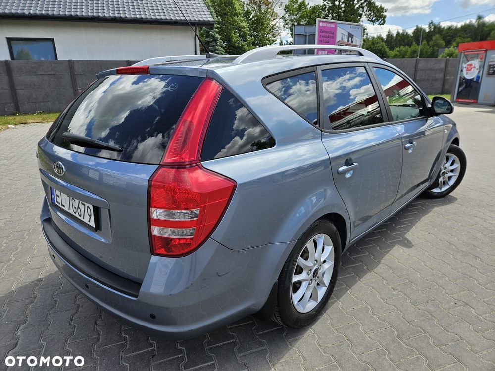 Kia Ceed - 3