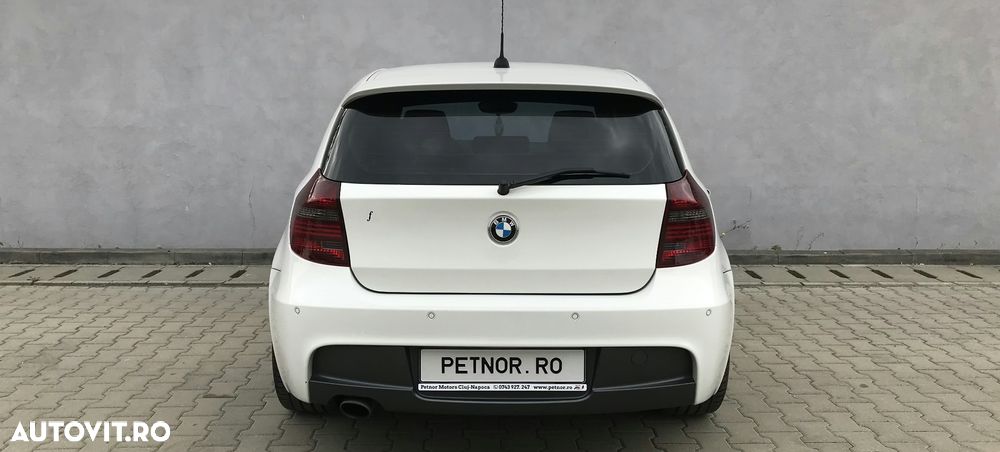 BMW Seria 1 118d Sport Line - 13