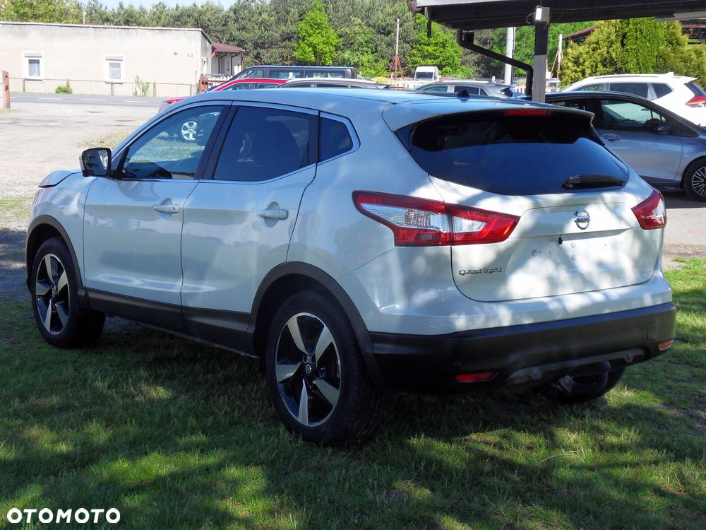 Nissan Qashqai 1.5 dCi N-Connecta - 3