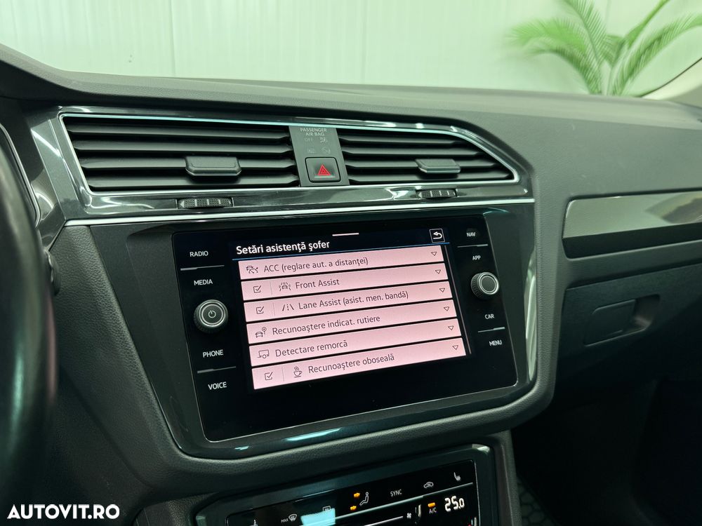Volkswagen Tiguan 2.0 TDI SCR DSG 4Motion Elegance - 17
