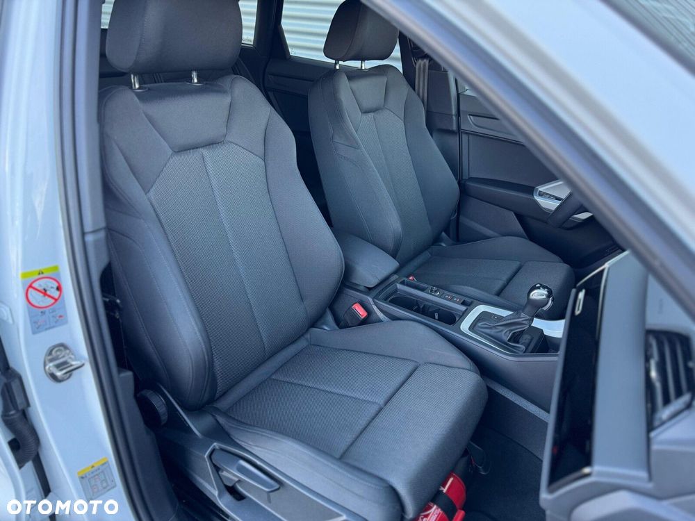 Audi Q3 - 30