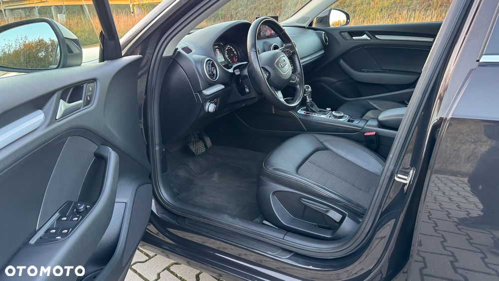 Audi A3 Sportback - 6