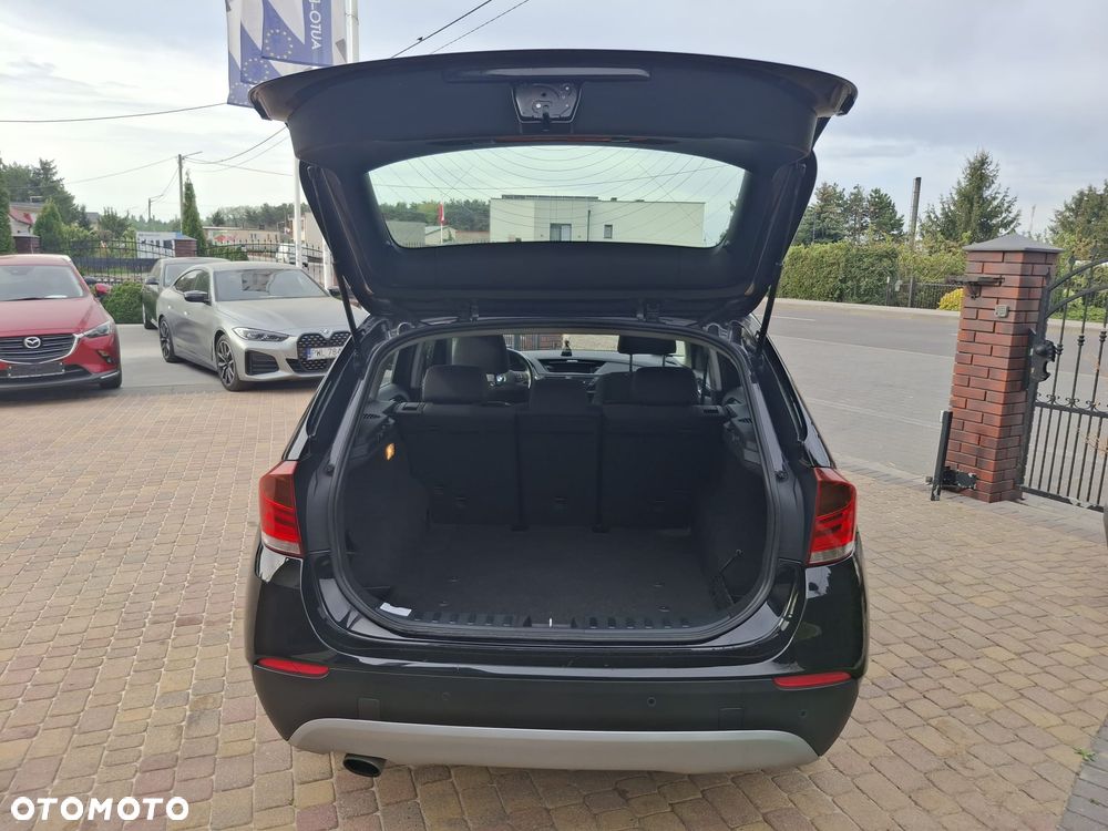 BMW X1 sDrive18i - 16