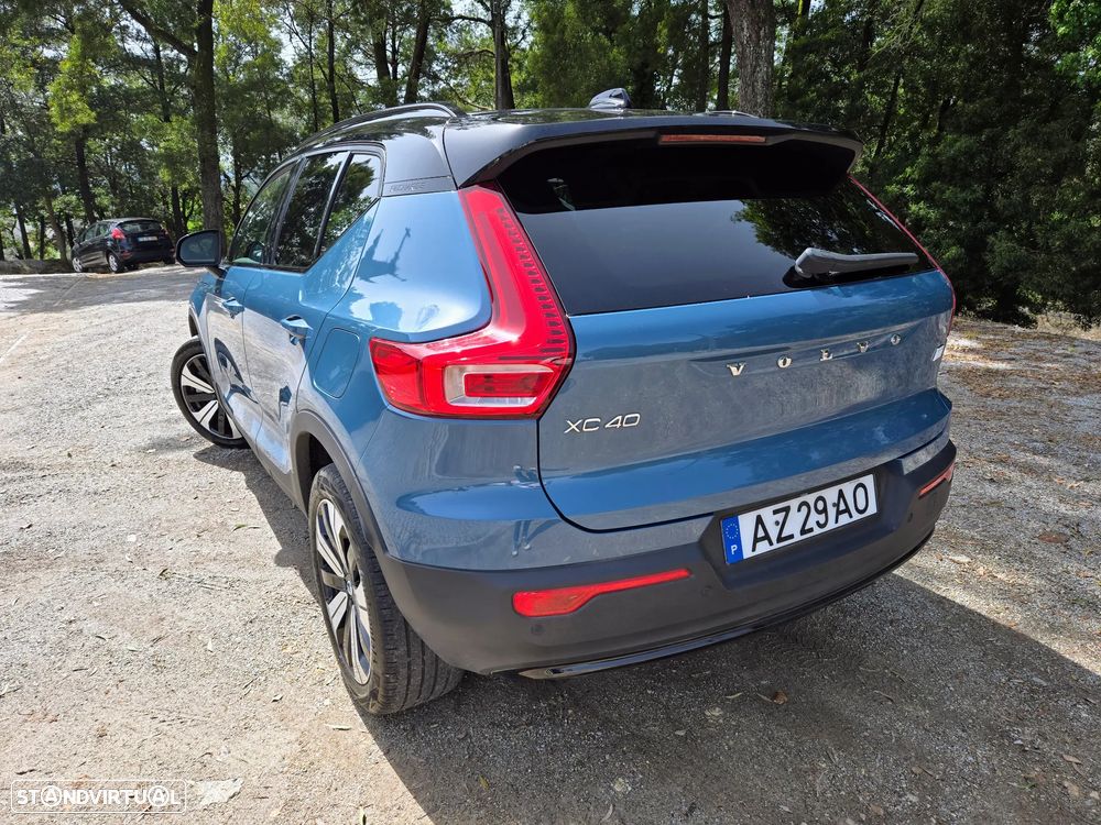 Volvo XC 40 Recharge Plus — fotografia 6