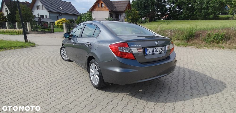 Honda Civic 1.8 i-VTEC Comfort - 3