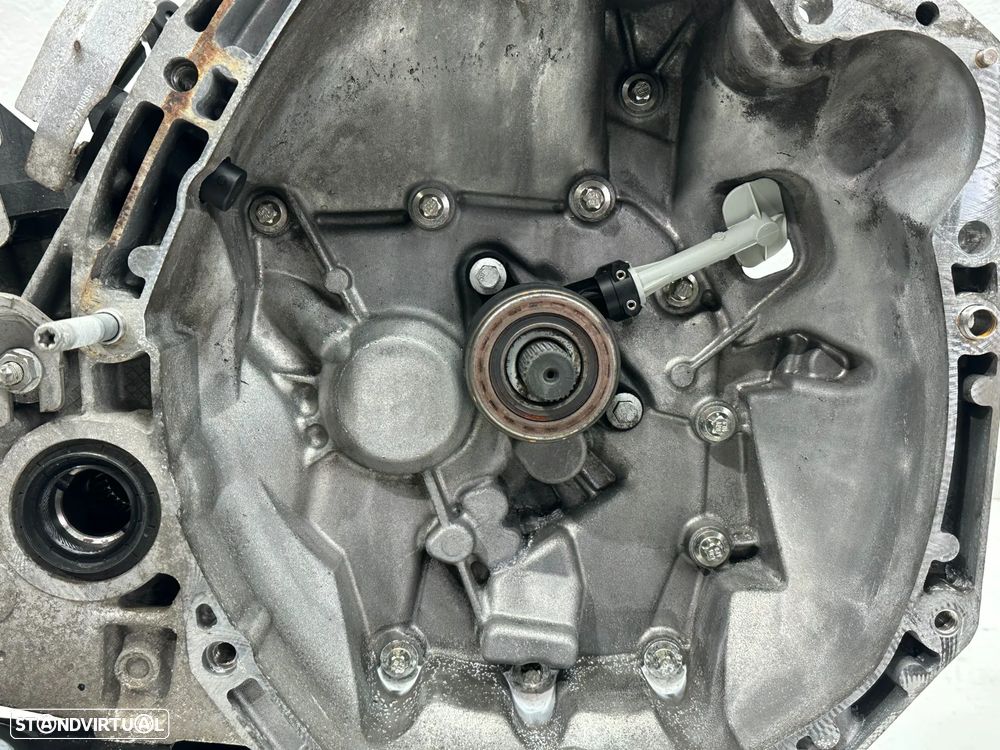 Caixa de Velocidades - Renault Clio IV (2016) - 2