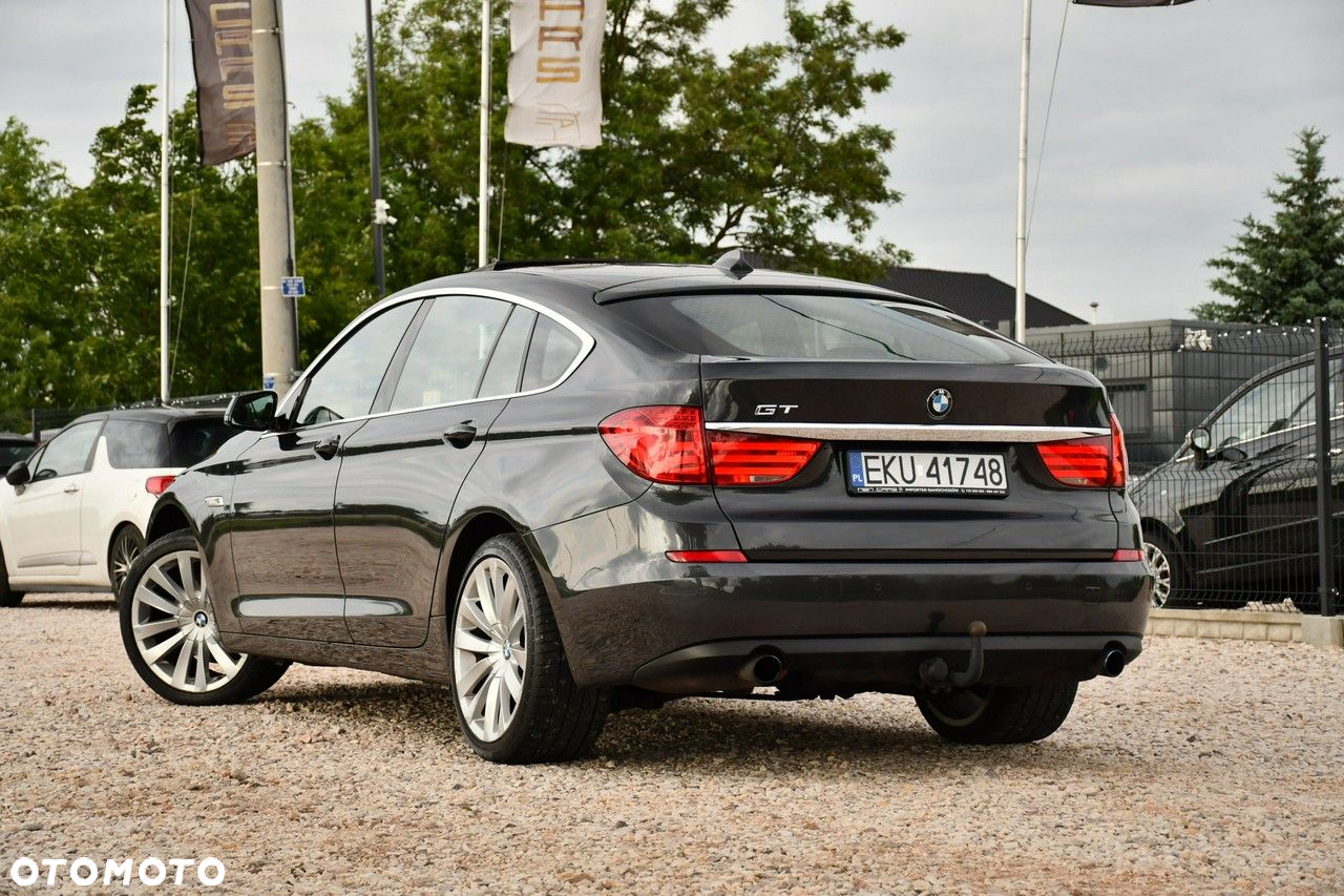 BMW 5GT 535i Gran Turismo - 16