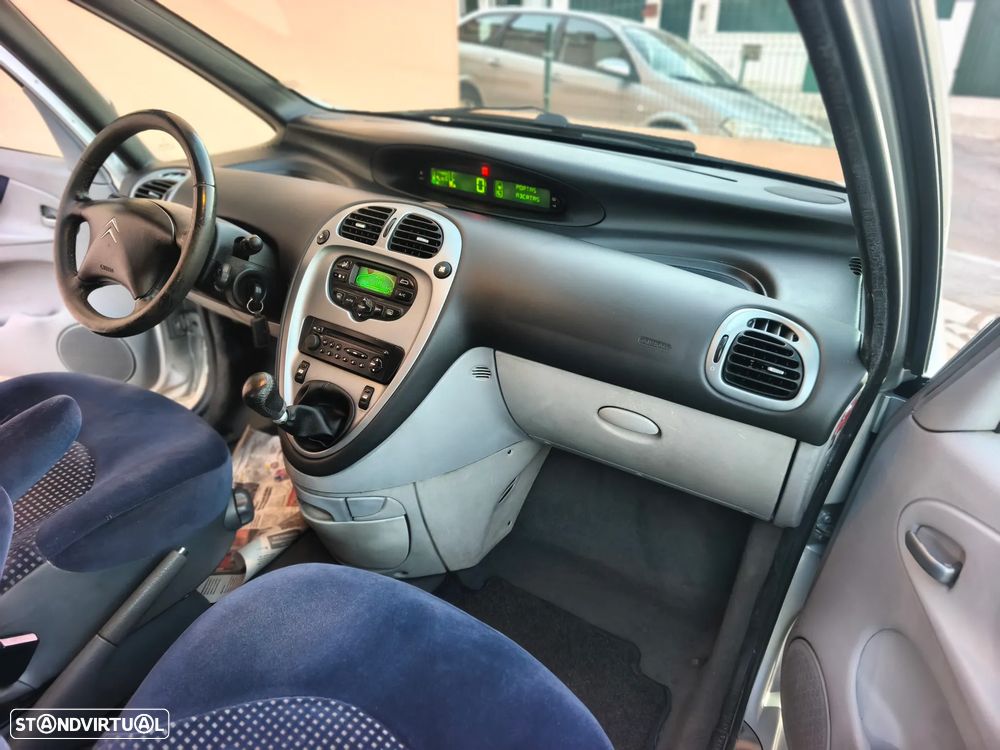 Citroën Xsara Picasso 1.6 Premier - 21