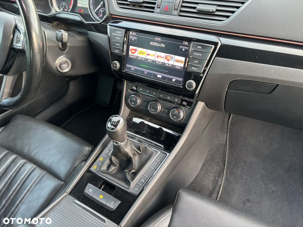 Skoda Superb 2.0 TDI L&K - 5