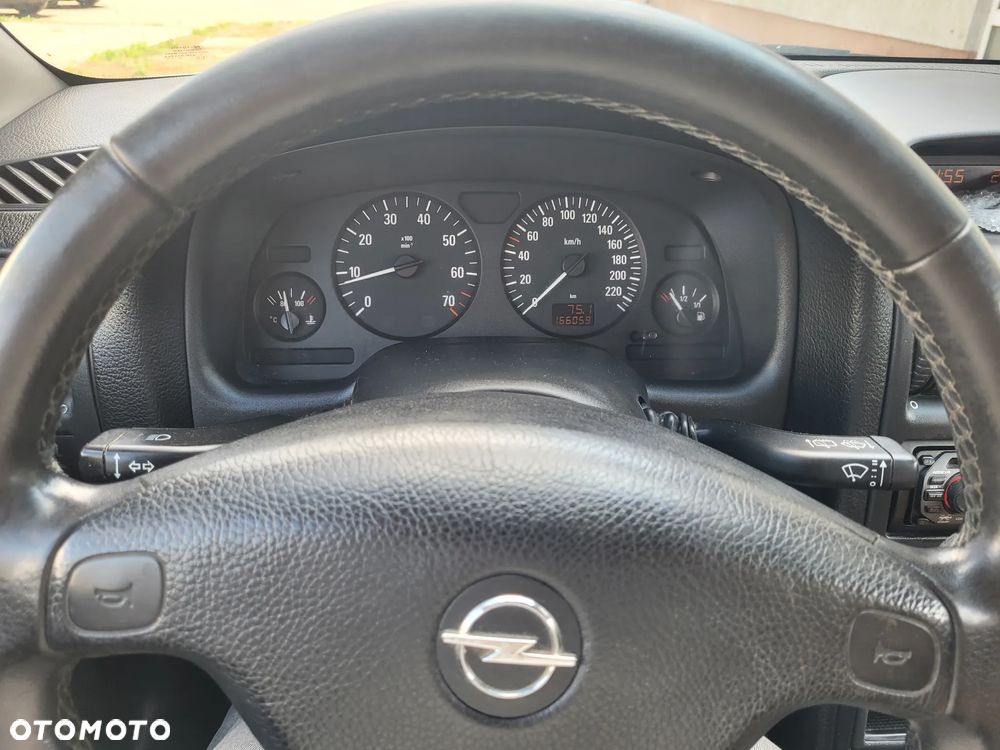 Opel Astra 1.4 Start - 18