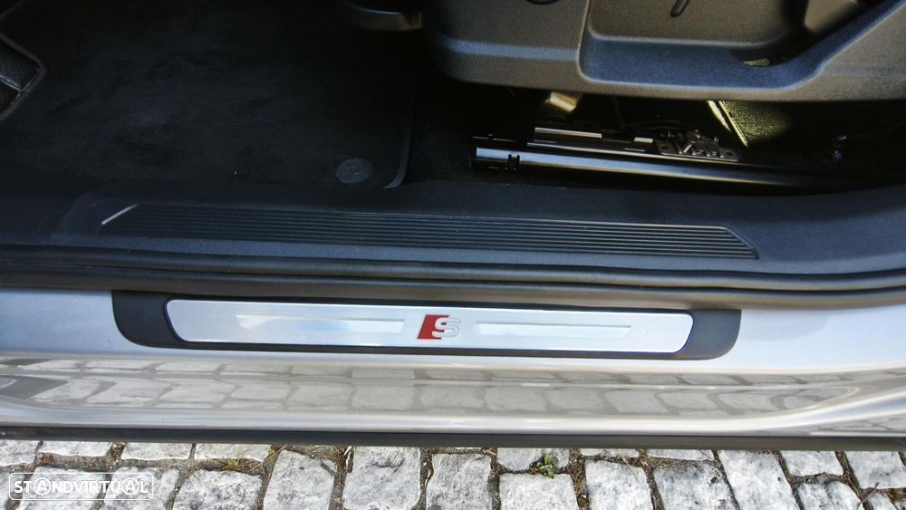 Audi Q4 e-tron - 27
