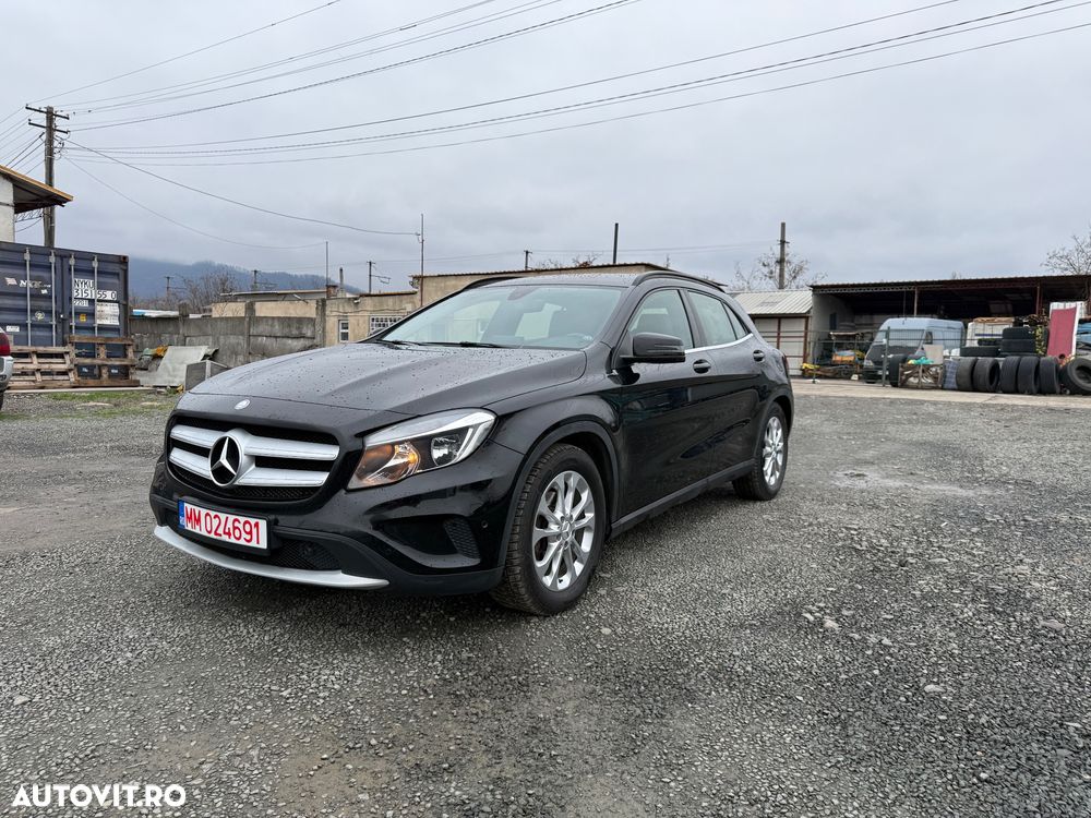 Mercedes-Benz GLA 200 7G-DCT - 1
