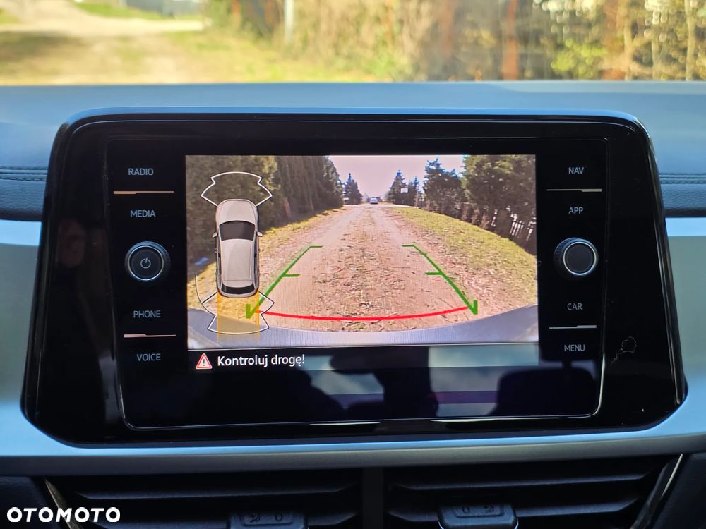 Volkswagen T-Roc 1.5 TSI Special Edition - 18