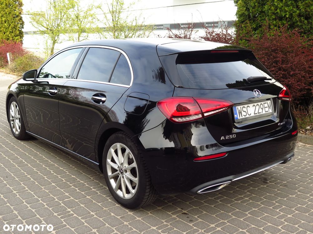 Mercedes-Benz Klasa A 250 4-Matic 7G-DCT - 5