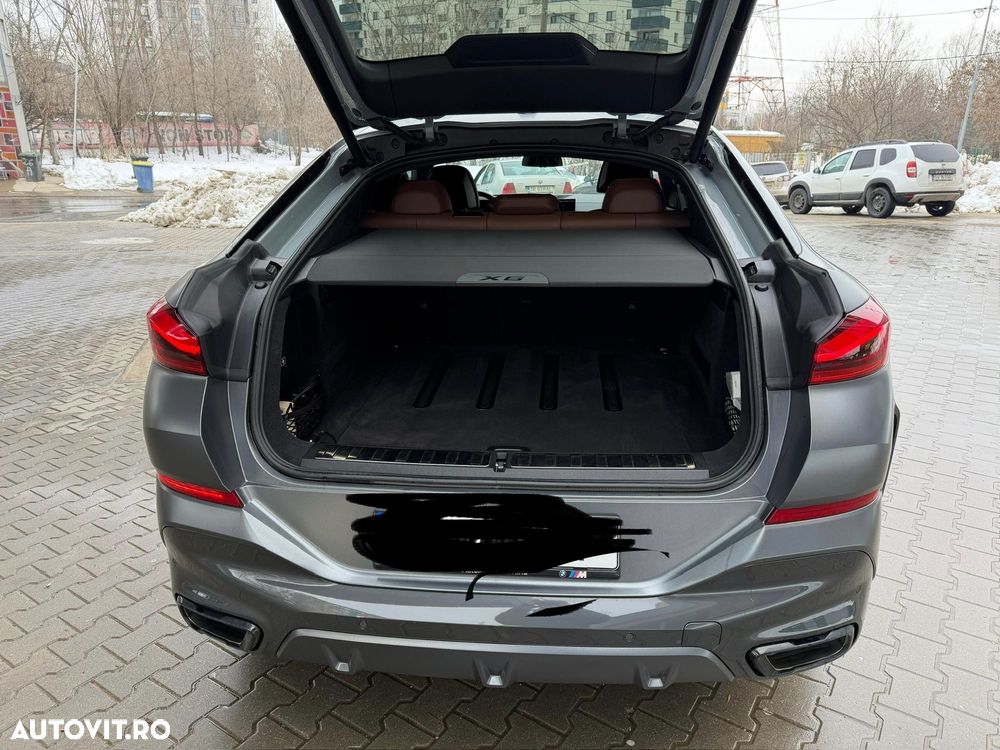 BMW X6 xDrive40i AT MHEV - 17