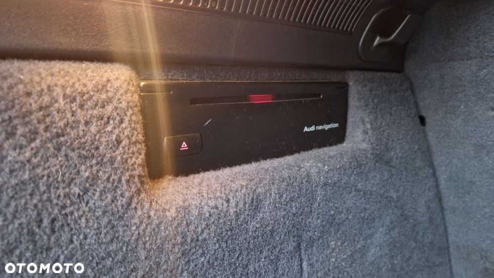 Audi A3 3-drzwiowe 2.0 FSI Attraction - 18