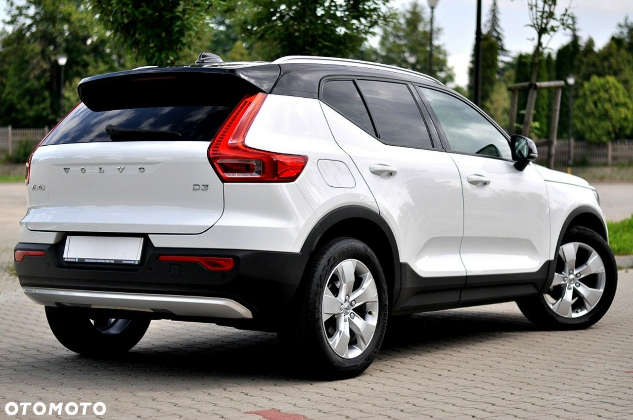 Volvo XC 40 D3 AWD Momentum - 3
