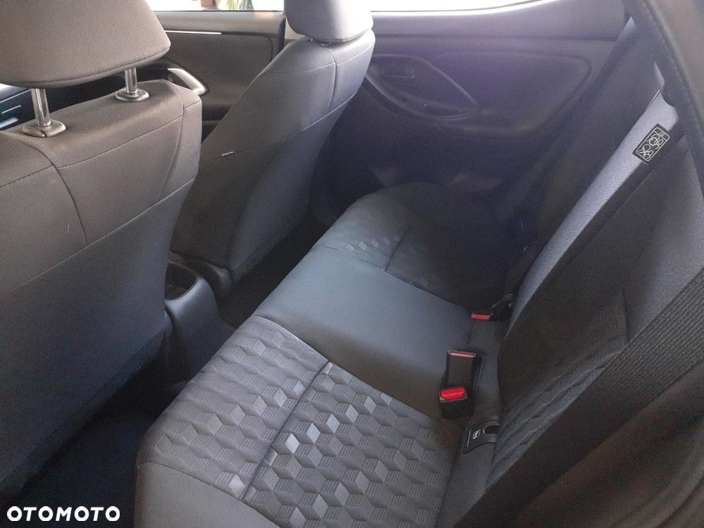 Toyota Yaris 1.5 Comfort - 11