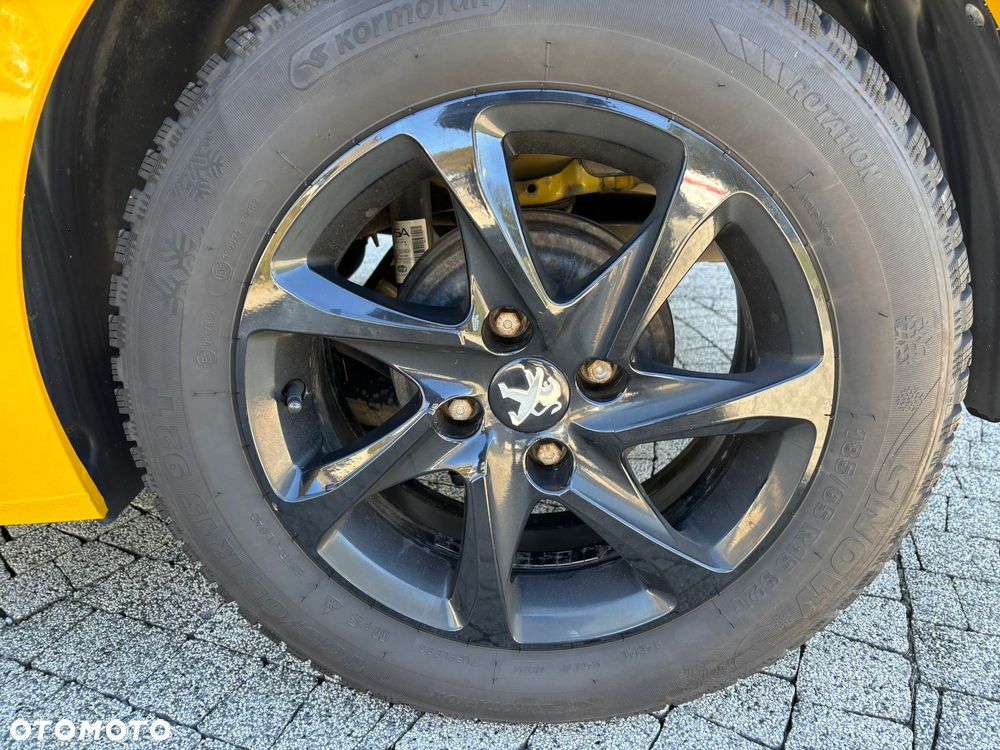 Peugeot 208 PureTech 75 Active - 23