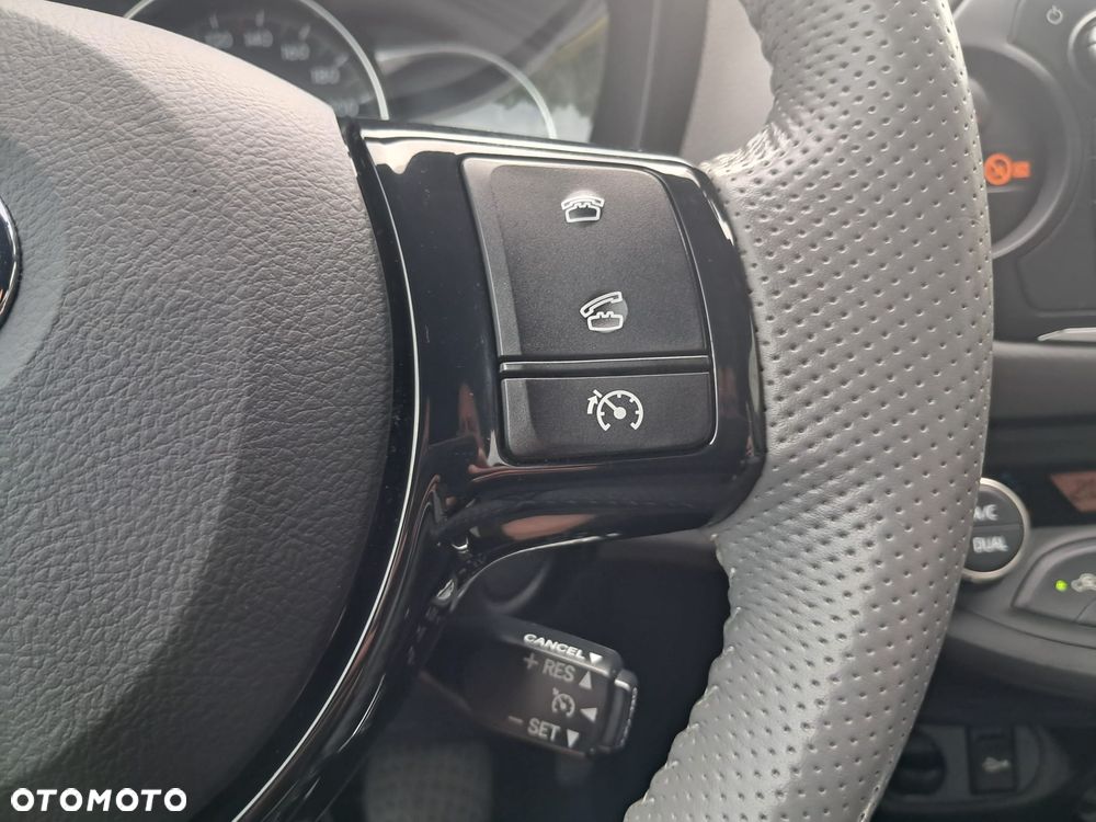 Toyota Yaris - 27