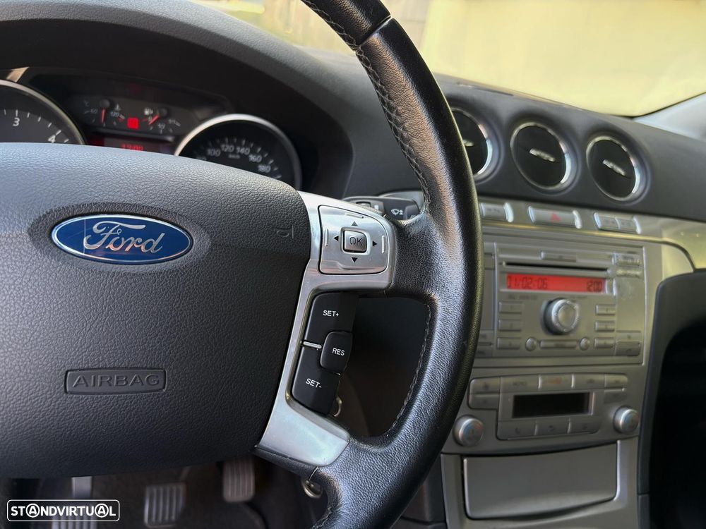 Ford S-Max 1.8 TDCi Titanium 7L - 20