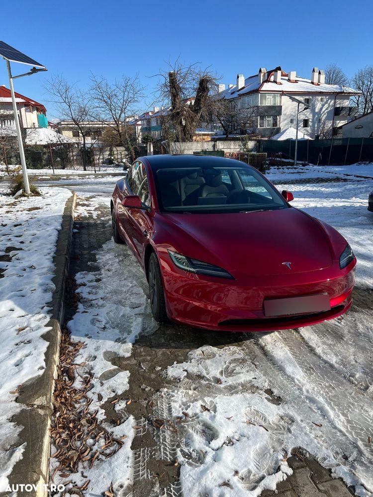 Tesla Model 3 RWD - 4