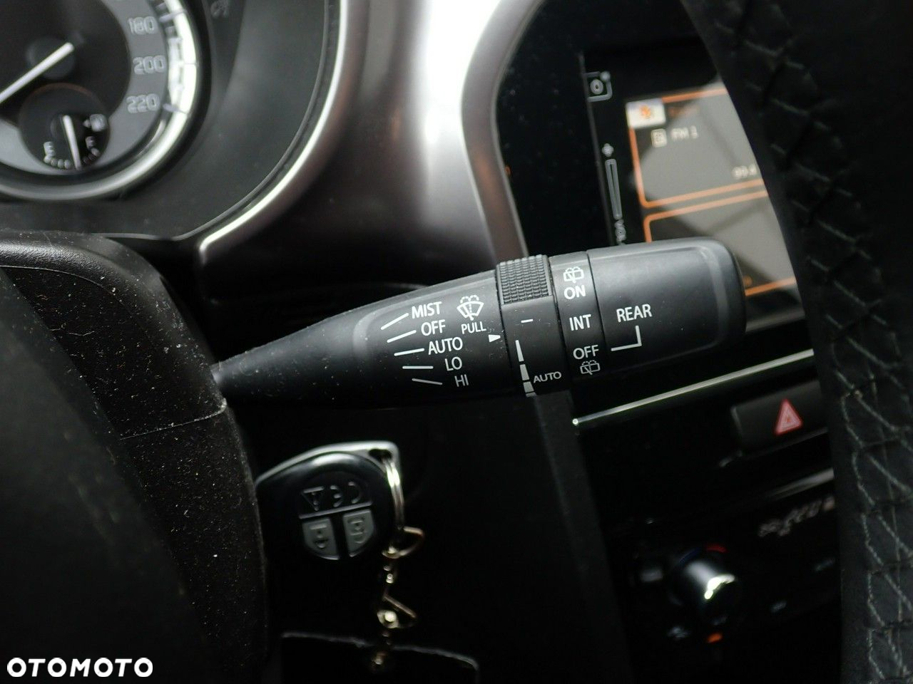 Suzuki Vitara - 25