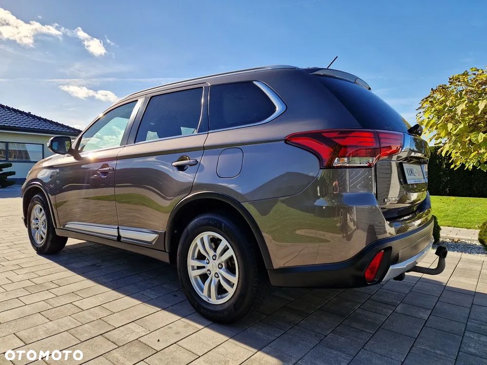 Mitsubishi Outlander 2.0 2WD SUV-Star - 7