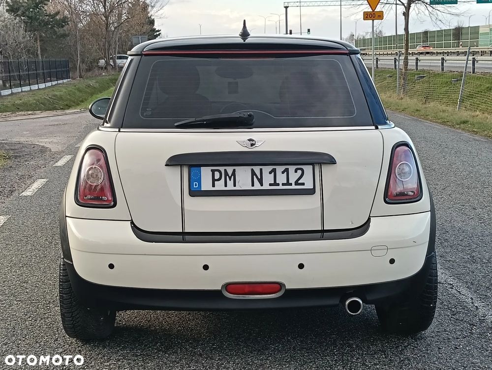 MINI ONE Standard - 7