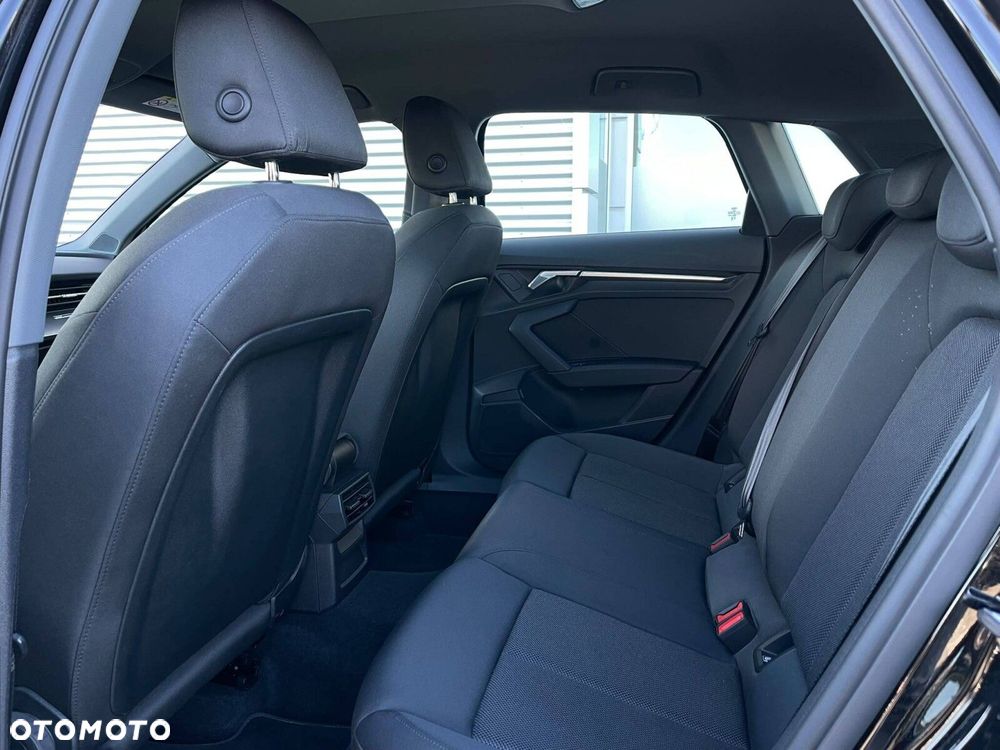 Audi A3 Sportback - 11