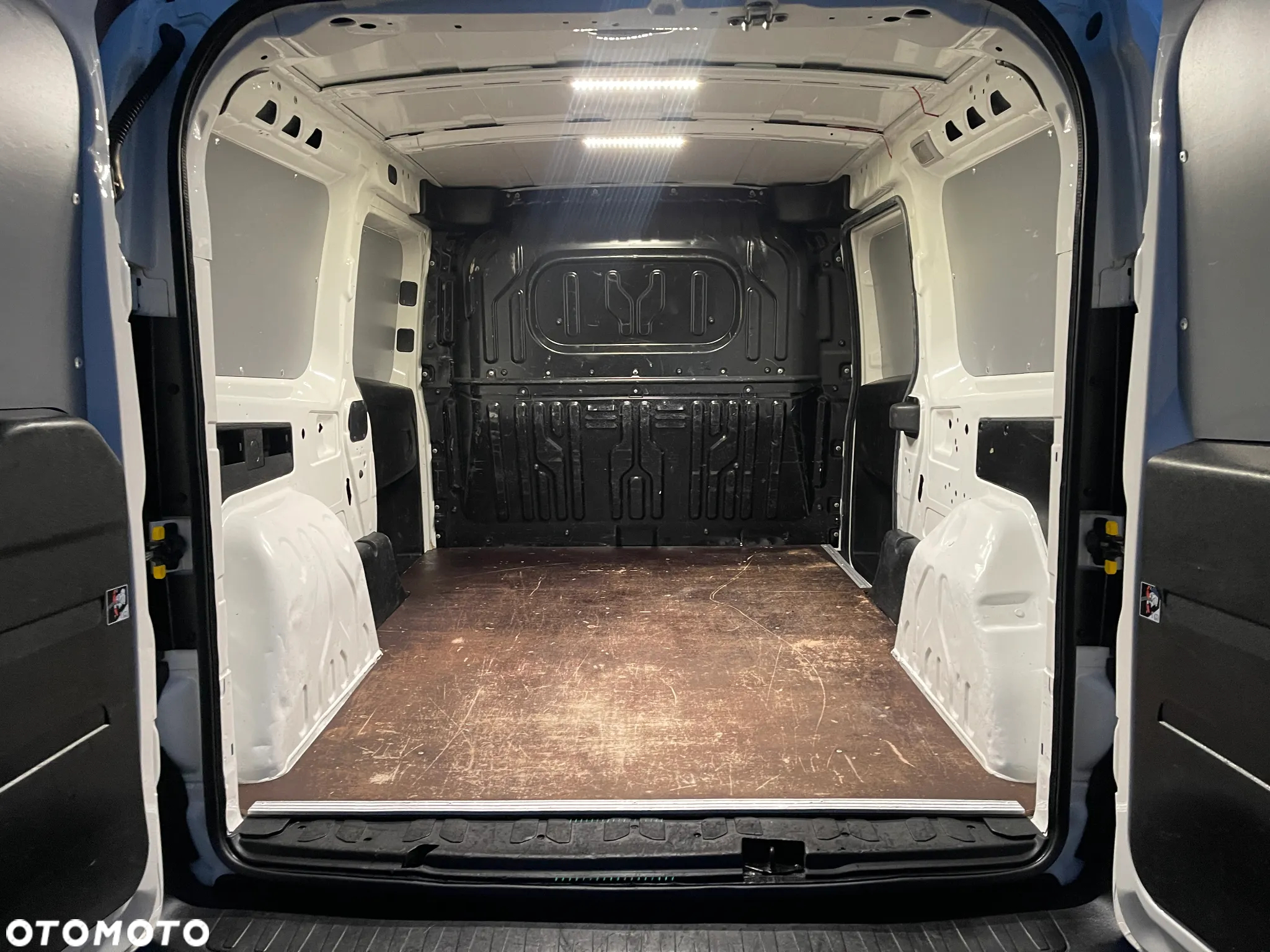 Fiat Doblo Przedłużony - 11