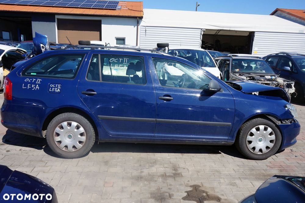 SKODA OCTAVIA II 1Z3 LIFT KOMBI 2013 LF5A 1.4 TSI CAXA 122KM NBW GRANATOWY na części - 5
