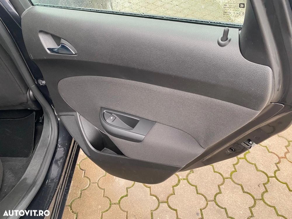 Opel Astra - 20