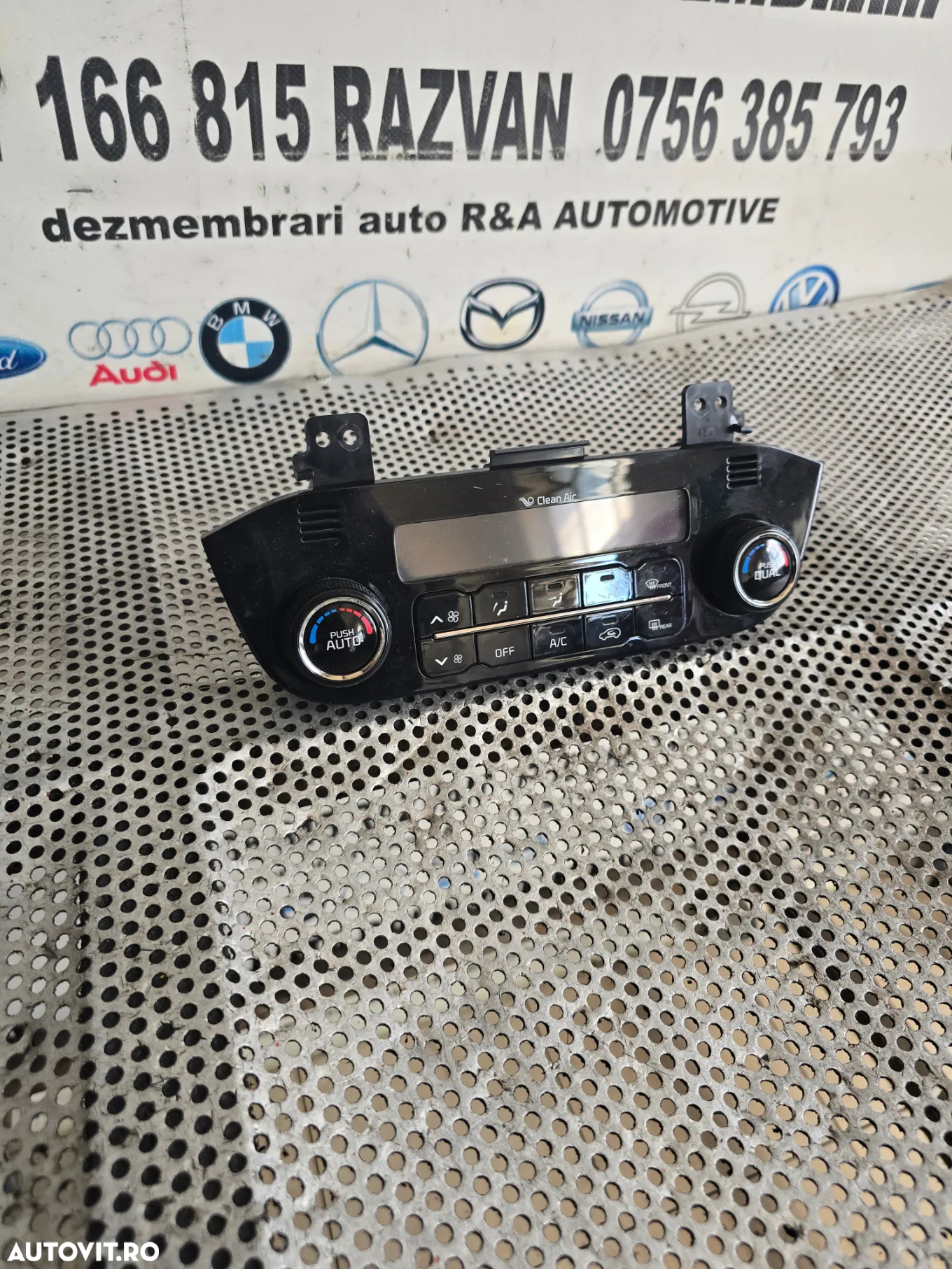 Panou Modul Dublu Climatronic Kia Sportage 3 Cod 97250-3U800 - 2