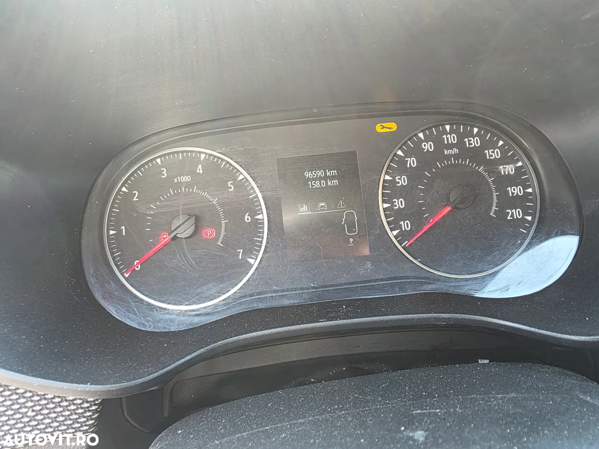 Dacia Logan TCe 90 MT5 Expression - 10