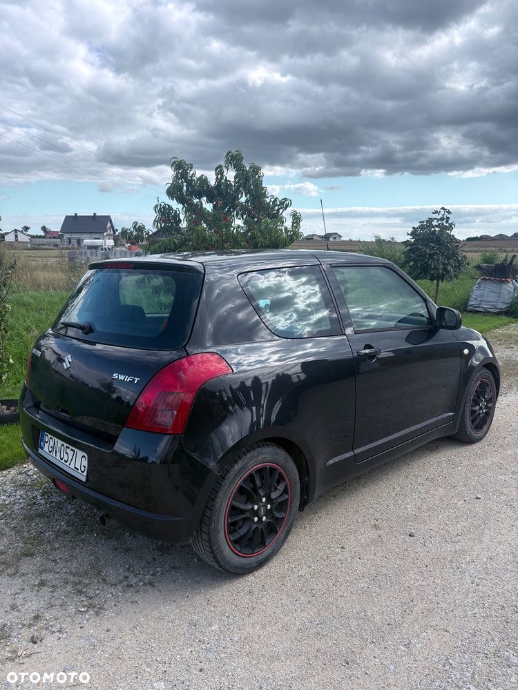 Suzuki Swift - 8