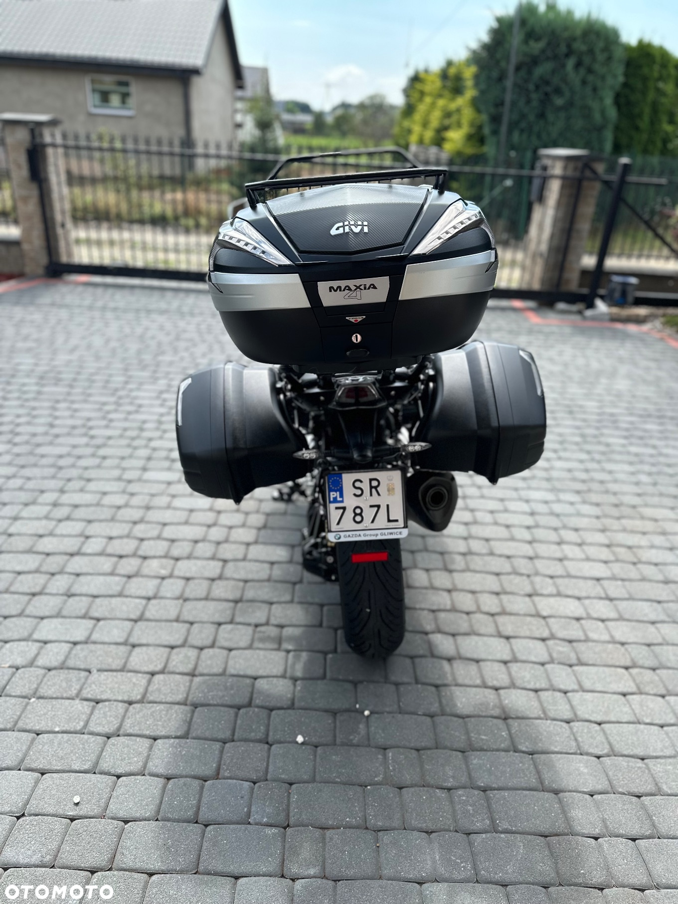 BMW R - 6