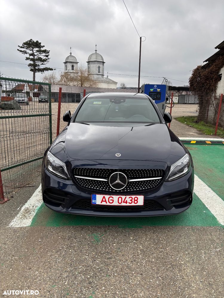 Mercedes-Benz C 300 e 9G-TRONIC AMG Line - 33
