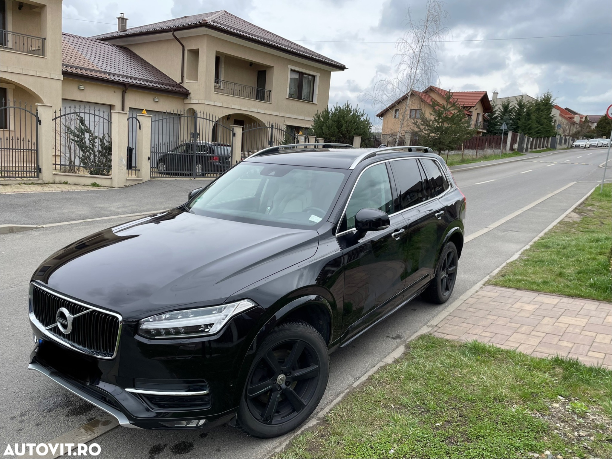 Volvo XC 90 D5 AWD Geartronic Momentum - 4