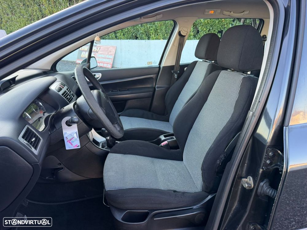 Peugeot 307 Break 1.4 16V Executive - 6
