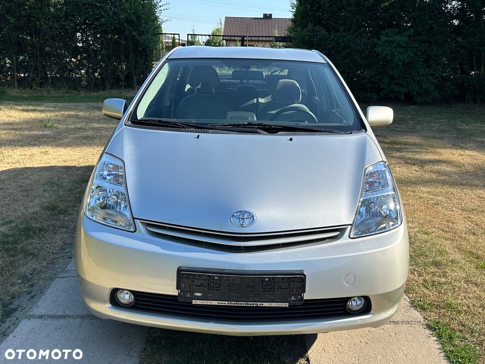 Toyota Prius 1.5 VVT-i Prestige - 11
