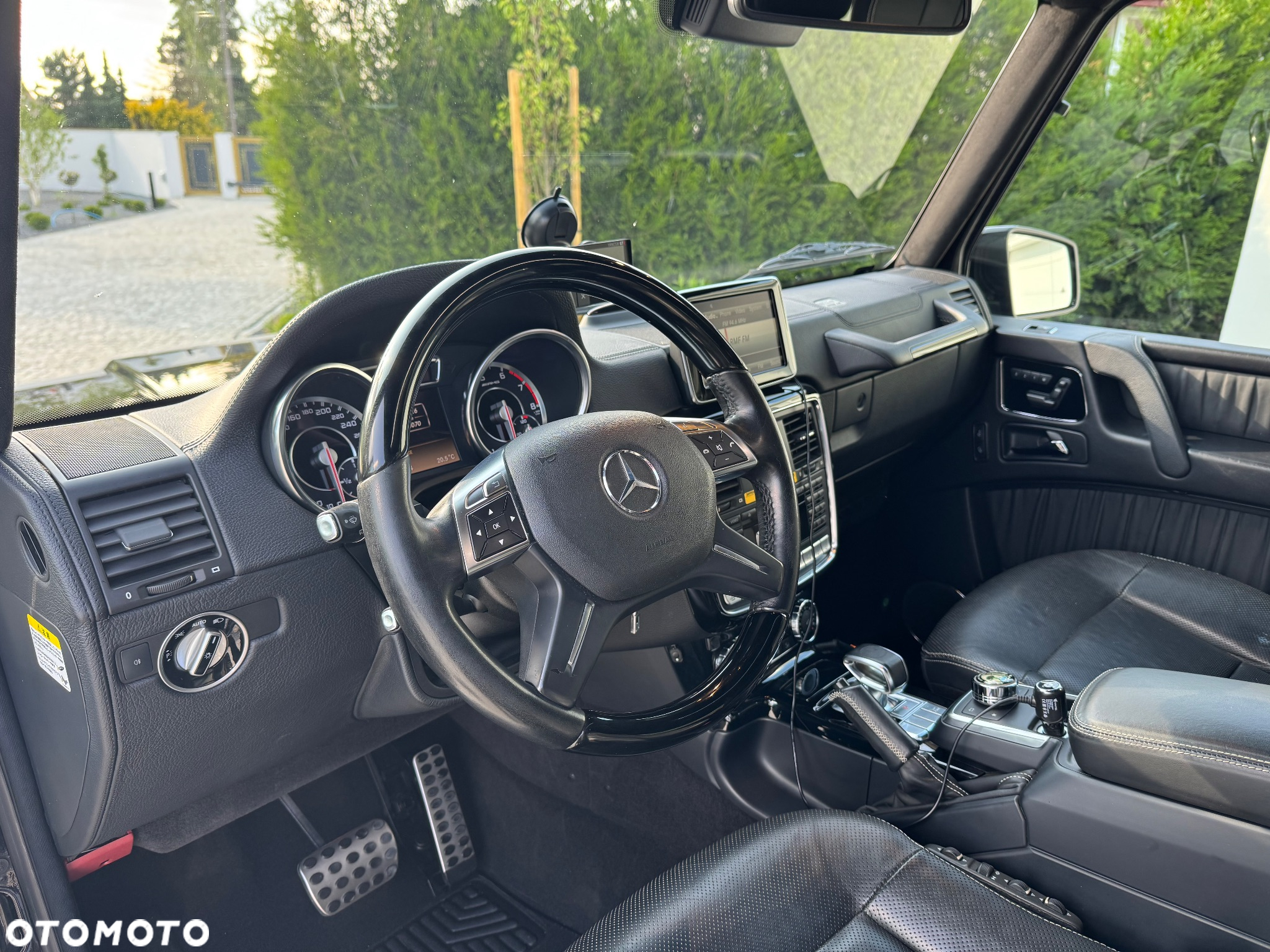 Mercedes-Benz Klasa G 63 AMG L - 12