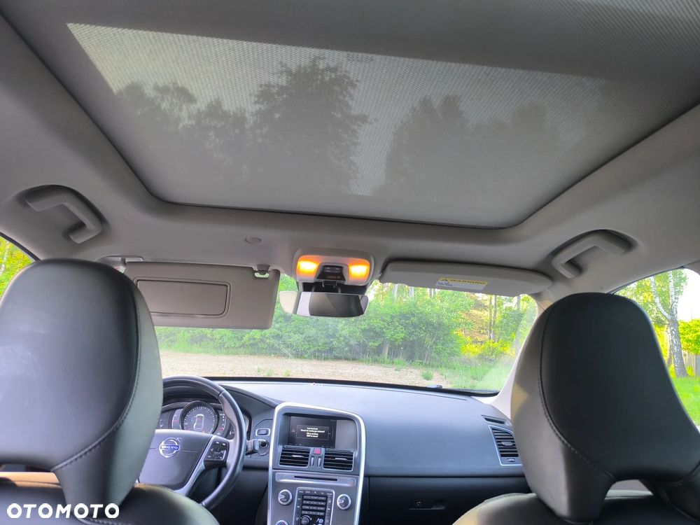 Volvo XC 60 T5 AWD Geartronic Momentum - 14