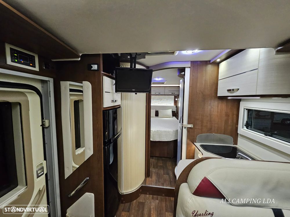 McLouis Yearling 74G SERIE LIMITÉE 5 LUGARES CAMA CENTRAL/BASCULANTE - 55