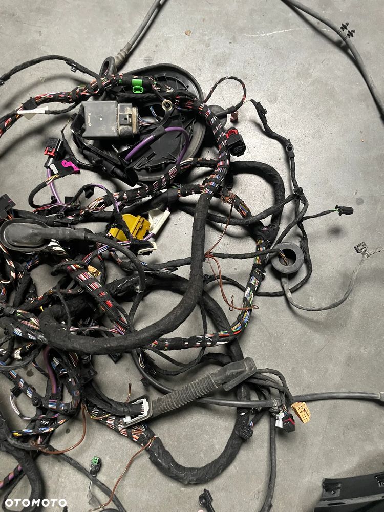 SKODA OCTAVIA IV KOMBI WIĄZKA INSTALACJA WNĘTRZA - 10