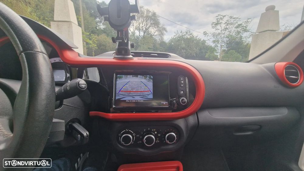 Renault Twingo SCe 70 S&S LIMITED - 21