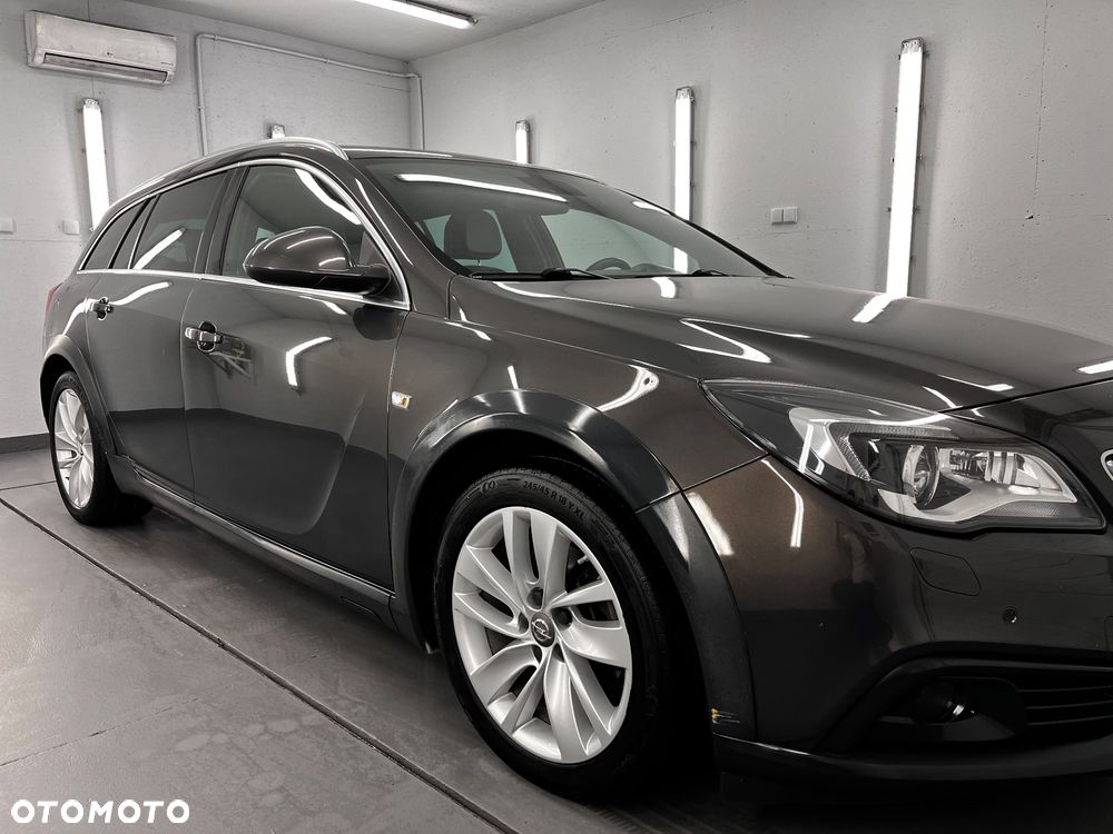 Opel Insignia 2.0 CDTI Cosmo 4x4 S&S - 13