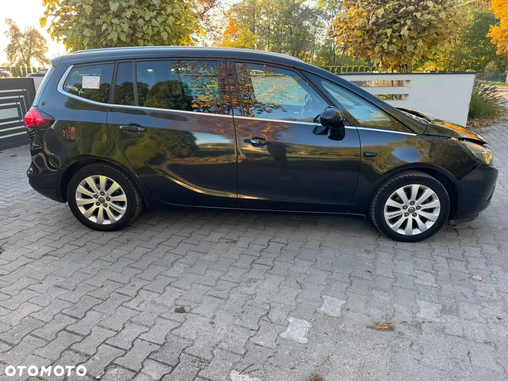 Opel Zafira 2015 photo 3