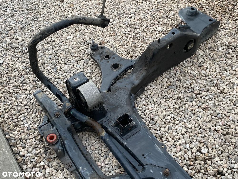 MERCEDES B-klasa W245 W169 1.5 8V SANKI BELKA ZAWIESZENIA PRZÓD - 8